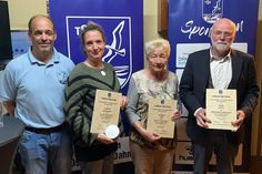 Andrew Bednarzik, Janette Bednarzik, Margot Jung, Bruno Reetz (v. lks.).