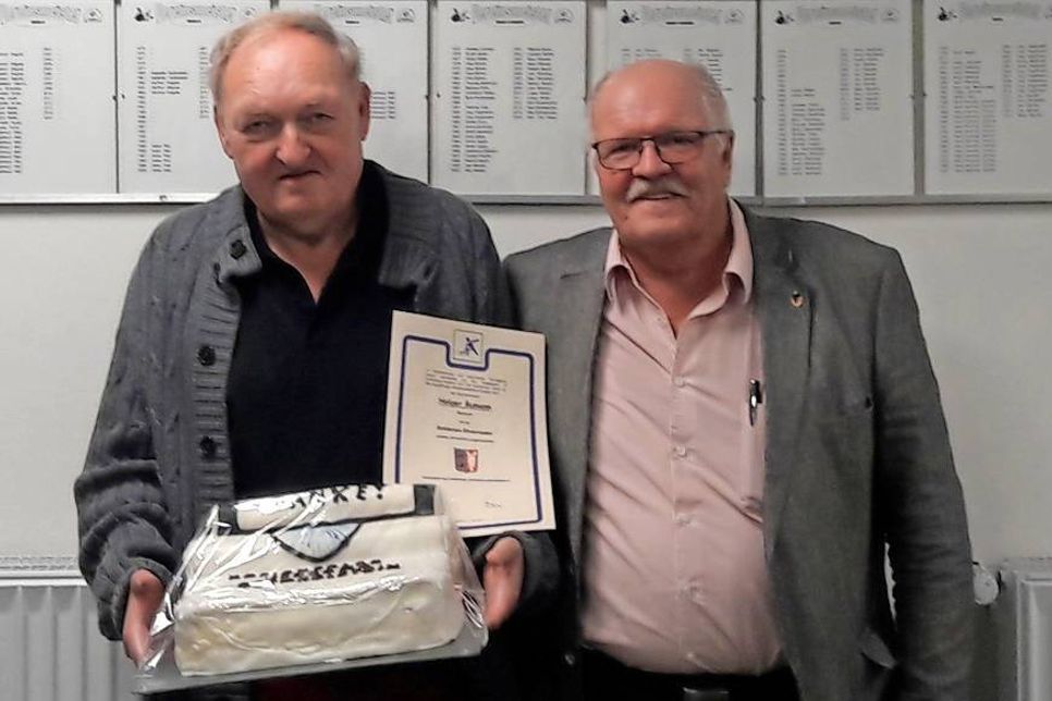 Holger Bumann und Uwe Oldenburg DKB- und SHKV-Präsident (v. lks.).