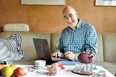 „Do you want to improve your English conversation skills?“ Unter der Leitung von Andrew Plummer startet am 11. Februar ein Online-Kurs bei der Preetzer Volkshochschule.