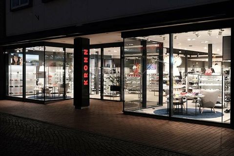 Das Schuhgeschäft in der Kremper Straße 3 erstrahlt bereits seit 2020 in neuem Glanz.