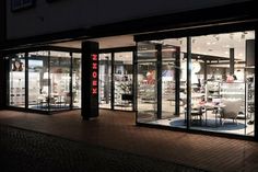 Das Schuhgeschäft in der Kremper Straße 3 erstrahlt bereits seit 2020 in neuem Glanz.