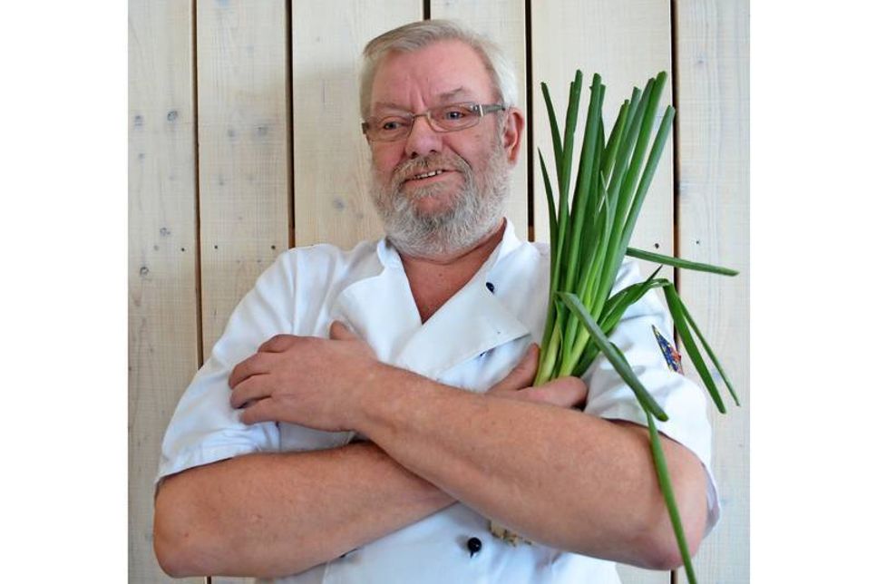 Küchenchef Weidemann bereitet drei perlig-leckere Wintergerichte zu.