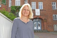 Schulleiterin Tanja Dietrich freut sich, dass das Leben allmählich zurückkehrt an die Voss-Schule.