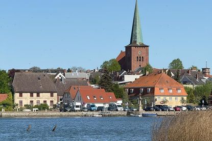 Das Binnenwasserfest in Neustadt feiert sein großes Comeback.