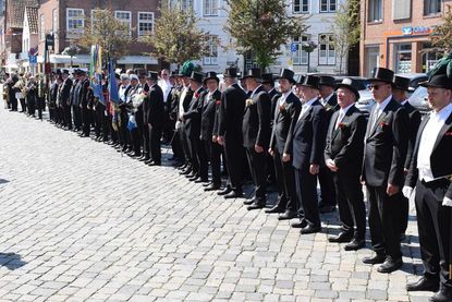 Gegen 10.30 Uhr wird auf dem Marktplatz der traditionelle „Gruß an die Stadt“ gespielt.