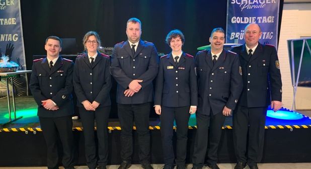 Pascal Horstmann, Stefanie Friedrich-Suhr, Robert Höppner, Sarah Grimm, Malte Bednarzik und Wolfgang Thomas (v. lks.).