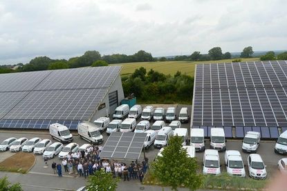 Inzwischen arbeitet die Knop Neustadt GmbH von zwei Standorten aus. Am Standort Wagrienring befinden sich zwei große Solarhallen mit integriertem Küchenstudio.