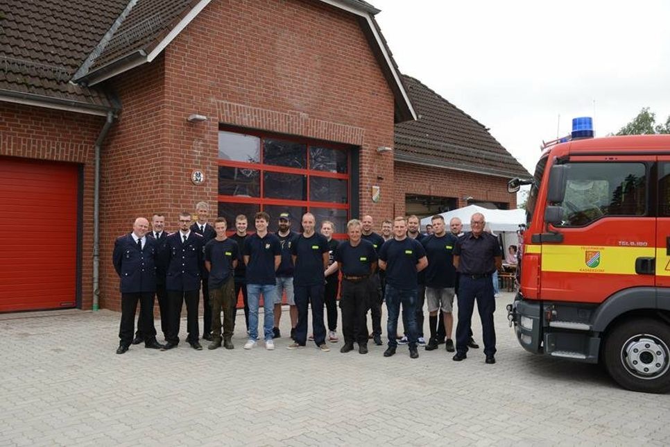 Die Kameraden und Kameradinnen der Freiwilligen Feuerwehr freuen sich über den gewonnenen Komfort und Platz.