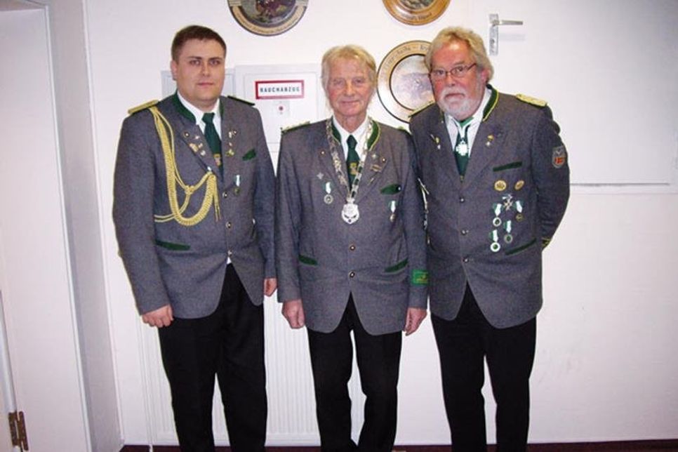 Schatzmeister Malte Venneberg, I. Ältermann Helmut Groß und II. Ältermann Wolfgang Pink.