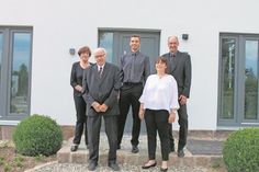 Marga, Rolf, Tim, Myrna und Stefan Eggers (v. lks.) sind für ihre Kunden da.