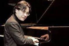 Starpianist Ulugbek Palvanov.