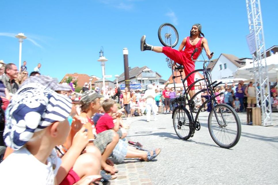 In Scharbeutz gibt es seit über zwei Jahrzehnten das Straßenkunst-Festival.