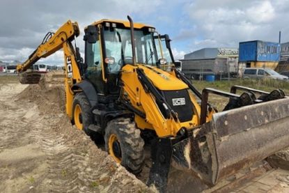 So ein MF Radlader wurde auch aus Spendengeldern angeschafft und wird über die Patenschaft nach Berislav verschickt.