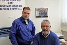 Jochen Gust, Demenzbeauftragter des Sankt Elisabeth Kranken-hauses (lks.)  und Christian Burgdorf (r.), Leiter des Sozialdienstes des Sankt Elisabeth Krankenhaus Eutin.