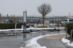Die Schrankenanlage am Yachthafen soll bis zum Saisonstart erneuert sein.