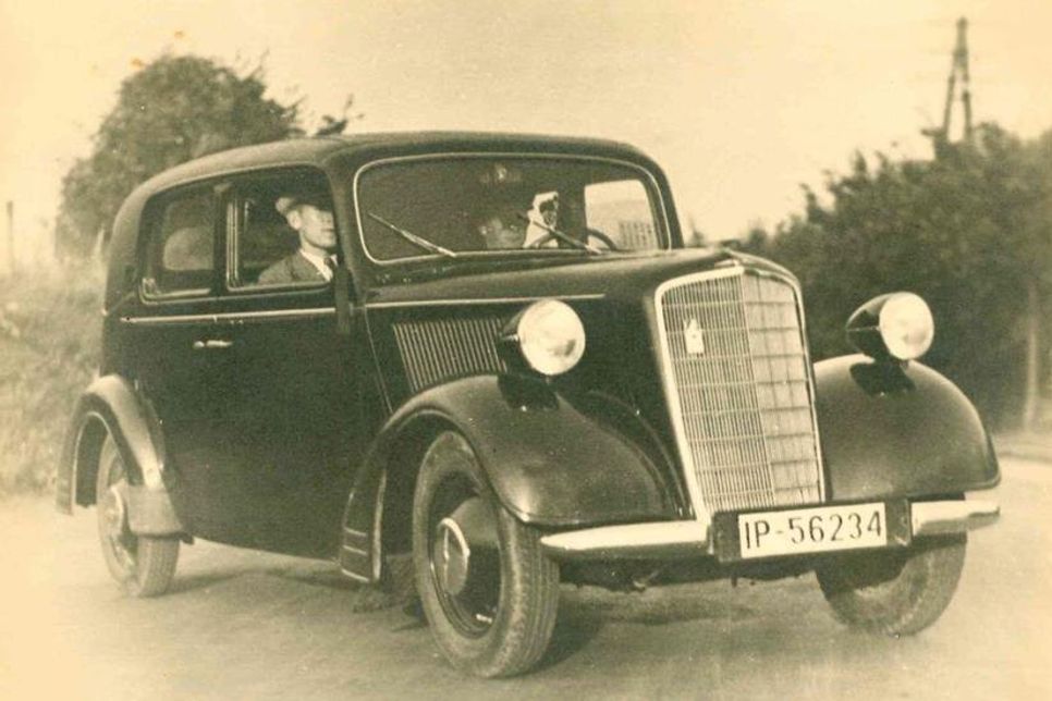 Schon vor 90 Jahren kam man mit Neustadts erstem Taxiunternehmen komfortabel und sicher ans gewünschte Ziel.