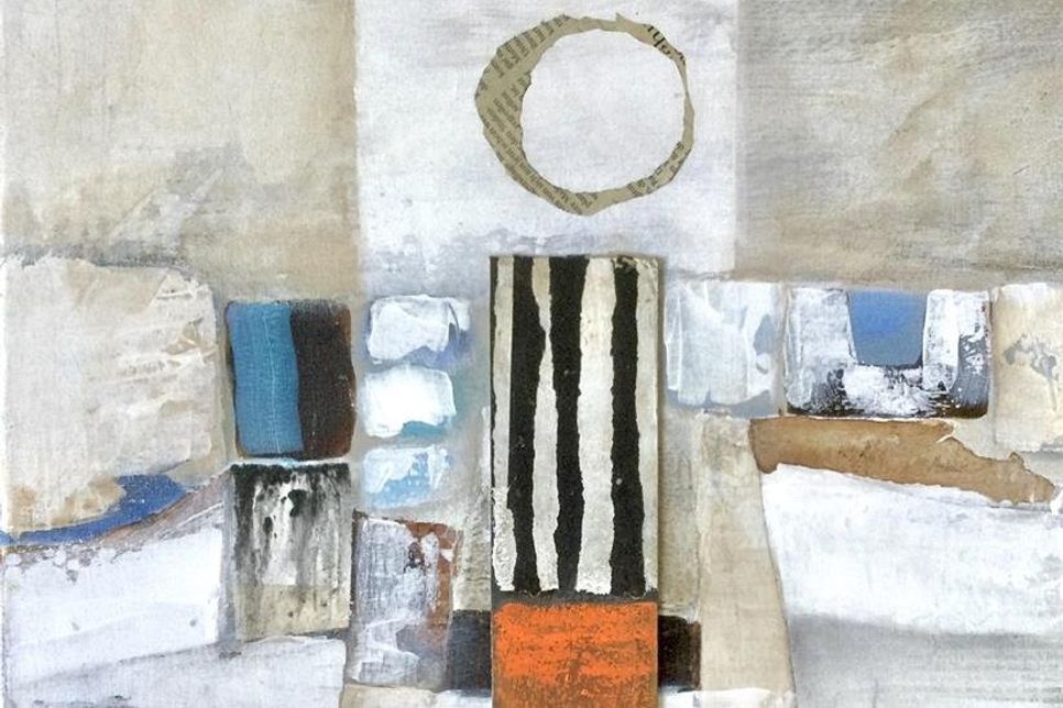 Astrid Keimer zeigt ihre Werke in der Ausstellung „Das Quadrat“.