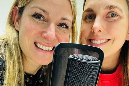 Die Geheimzutaten dieses reporter-Podcastes sind nicht nur Gesche Muchow (lks.) und Kristina Kolbe, sondern eine gute Portion Selbstironie und Mutterwitz gepaart mit einem leicht unterentwickelten Schamgefühl.