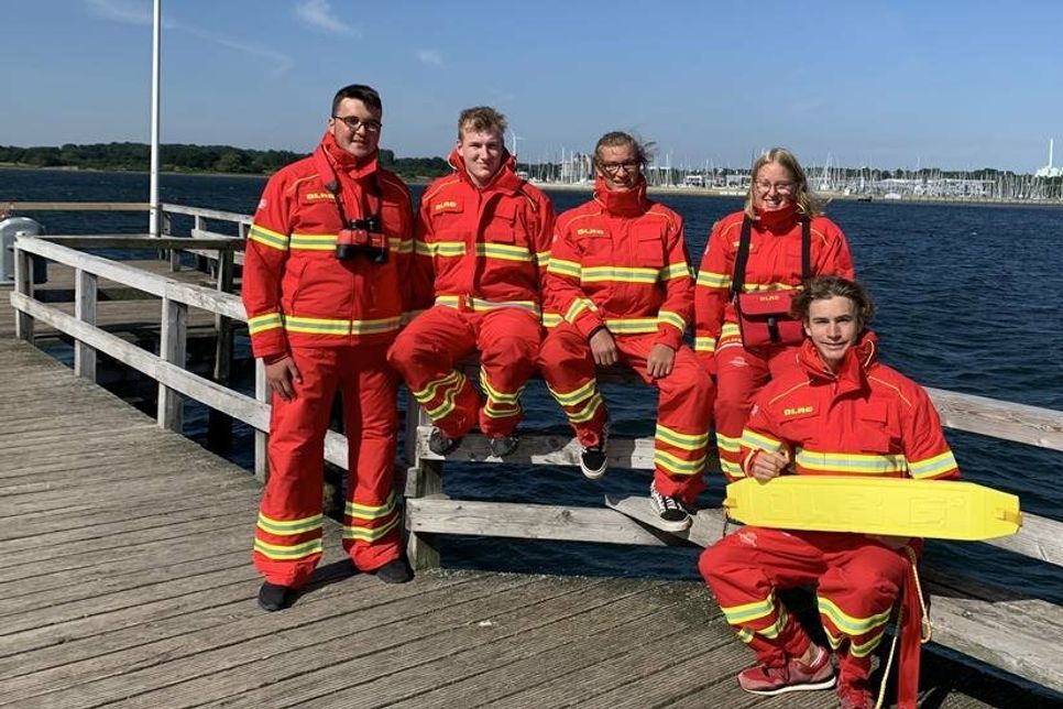Rettungsschwimmer der DLRG Neustadt leisteten 3.500 ehrenamtliche Wachstunden im Strandbad.