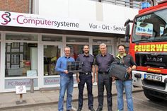 Jan-André Schröder (S3), Jan Boldt (Mitarbeiter und Gerätewart der Feuerwehr Grömitz), der stellvertretende Ortswehrführer Kai Fischer und Philipp Dietmayer (S3) (v. lks.).