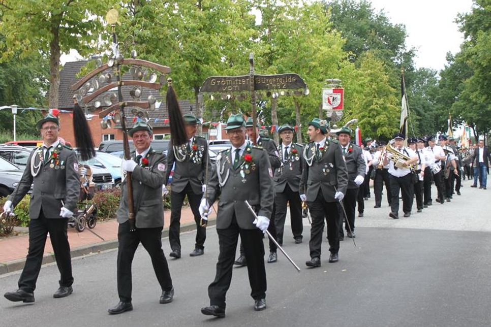Der Festumzug durch den Ort.