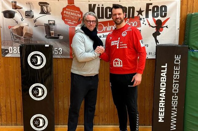 Keine lange Eingewöhnungszeit. Neuzugang Dennis Klockmann (re.) war in seinem ersten Einsatz für die HSG Ostsee mit 17 Paraden gleich ein Garant für den Sieg.