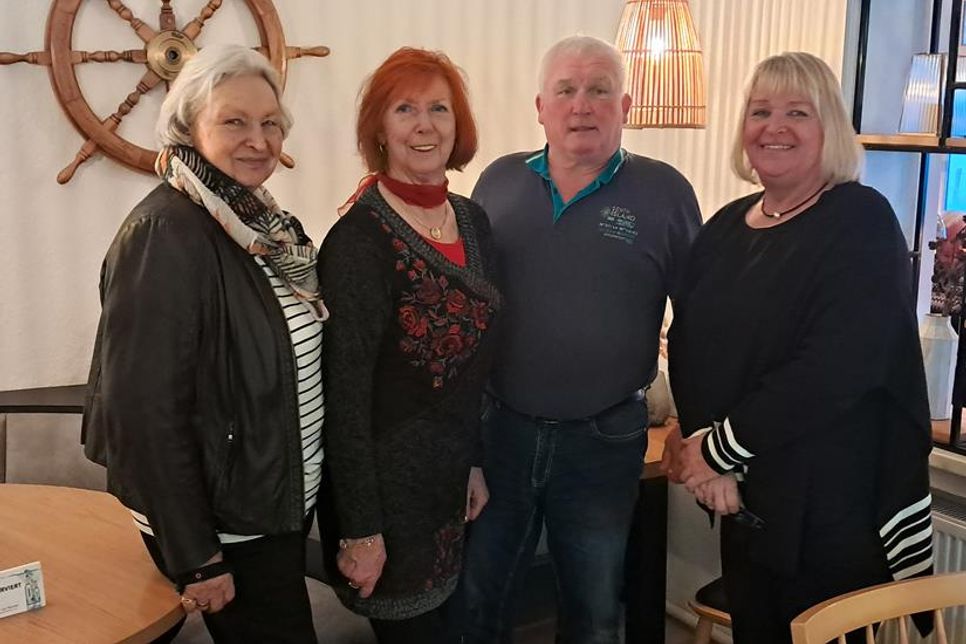 Der Vorstand mit Monika Lohse, Brita Witt, Jens Sellin und Tina Becker (v. lks.).