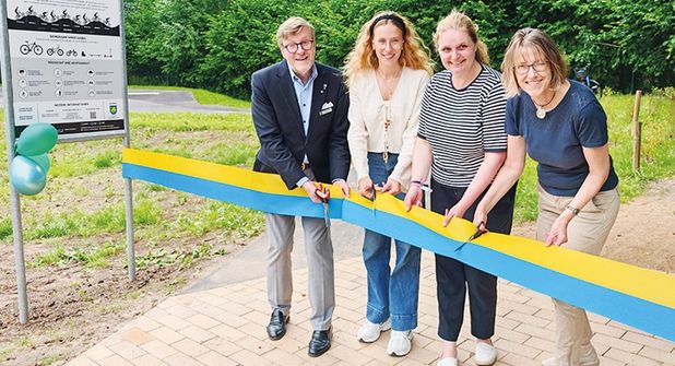 Neuer Treffpunkt für Kids und Jugendliche: Pumptrack-Anlage in Niendorf/Ostsee feierlich eröffnet