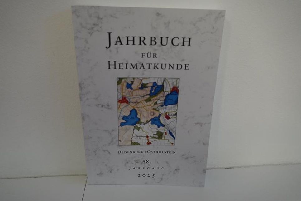 Die Arbeitsgemeinschaft für Heimatkunde hat das Jahrbuch 2025 veröffentlicht.