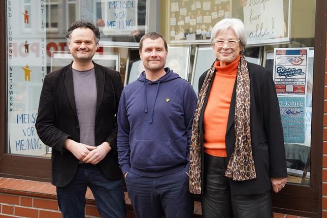 Wollen die „heimlichen Experten“ zusammenbringen und die Schätze heben, die im Lübschen Mühlenberg und Westpreußenring schlummern: Sebastian Bertram, Danny Seidel und Ragna Riensberg (v. lks.).