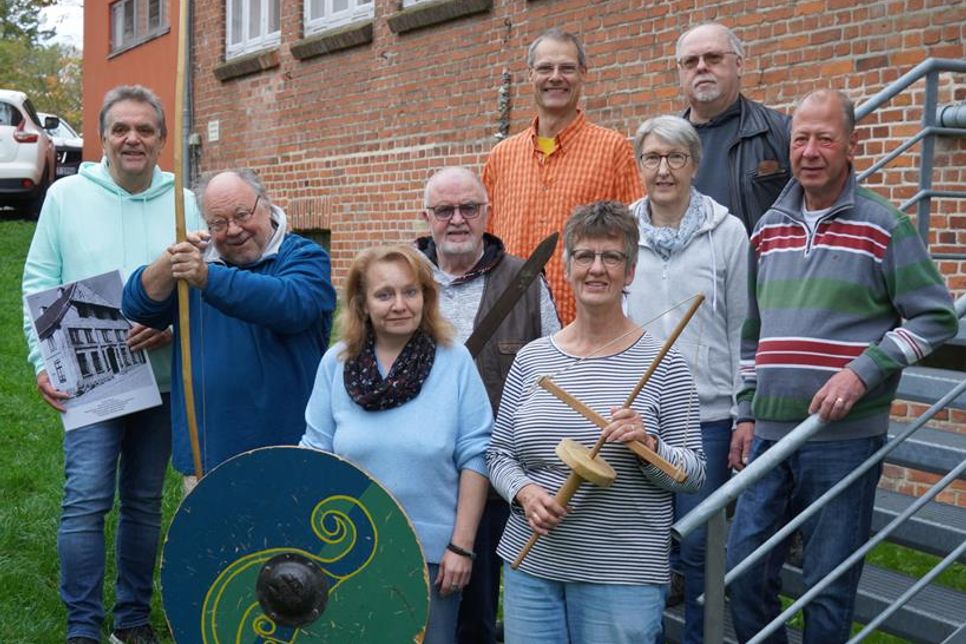 Engagement für Geschichte: Das Zeittor-Team hält Neustadts Vergangenheit lebendig.