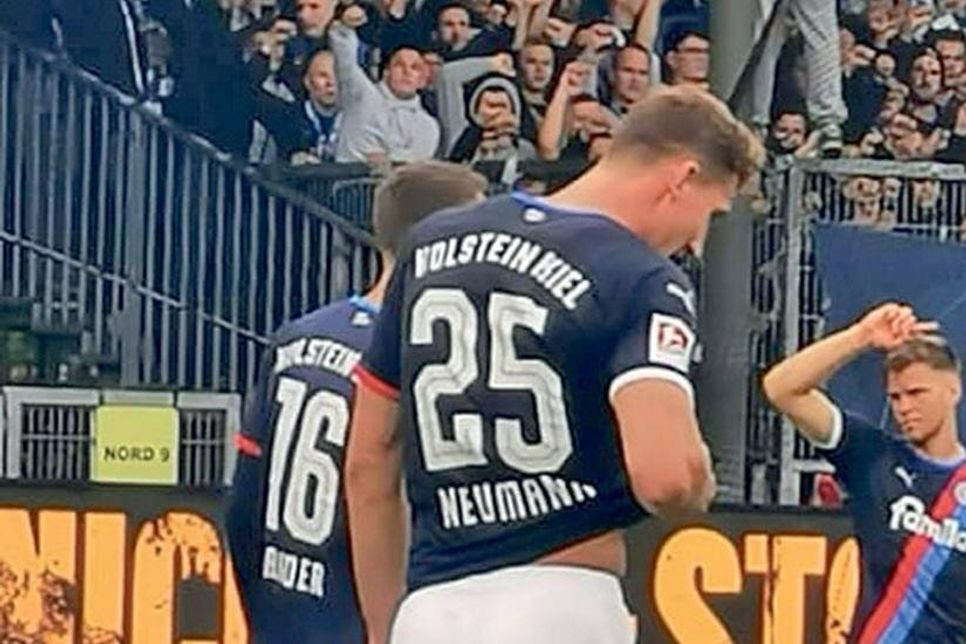 Wechselt Holsteins Neumann zu Hannover 96?