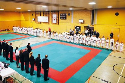 ... bei den Landesmeisterschaften des Karate-Verbandes Schleswig-Holstein ab.