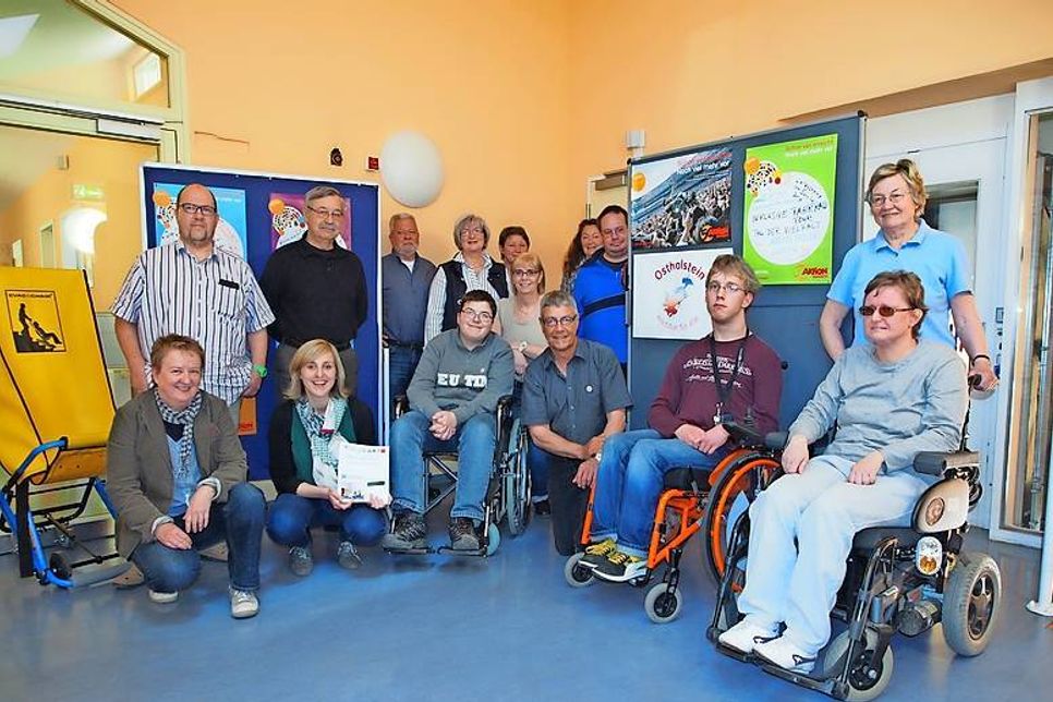 Für das Projekt der Lebenshilfe Ostholstein Mobilität ohne Barrieren - gut für alte Menschen, gut für alle Menschen hat die Robert Bosch Stiftung aus ihrem Programm Kleine Schritte, große Wirkung eine Förderung von 7.100 Euro bewillligt.