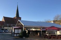 Der überdachte open-Air Weihnachtsmarkt ist bereits aufgebaut und am Donnerstag, 25. November soll es losgehen.