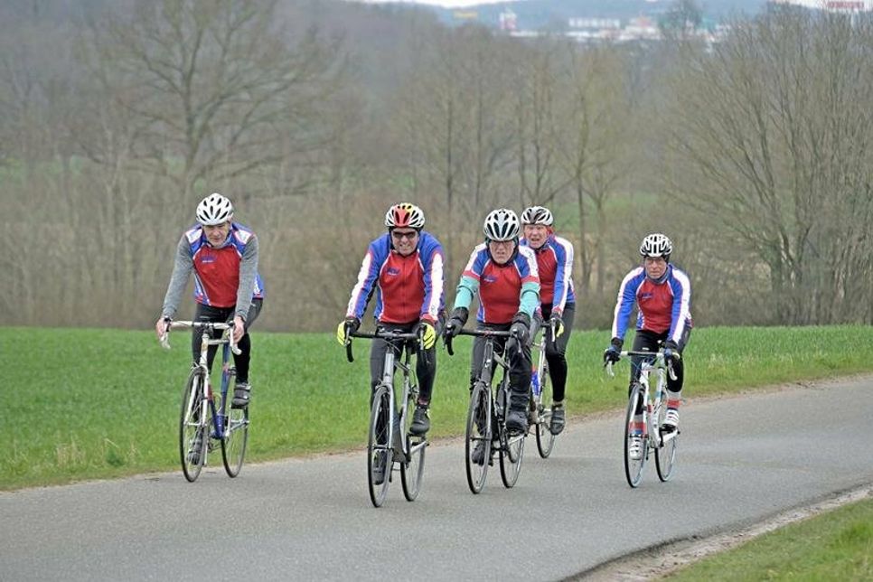 Auf und ab durchs Hügelland: Die Rennradgruppe des LTV Kiel-Ost schwärmt wieder aus und freut sich über Gleichgesinnte, die Spaß am gemeinsamen Training haben.