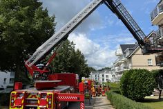 Die Ostseestraße war während der Löschmaßnahmen voll gesperrt.