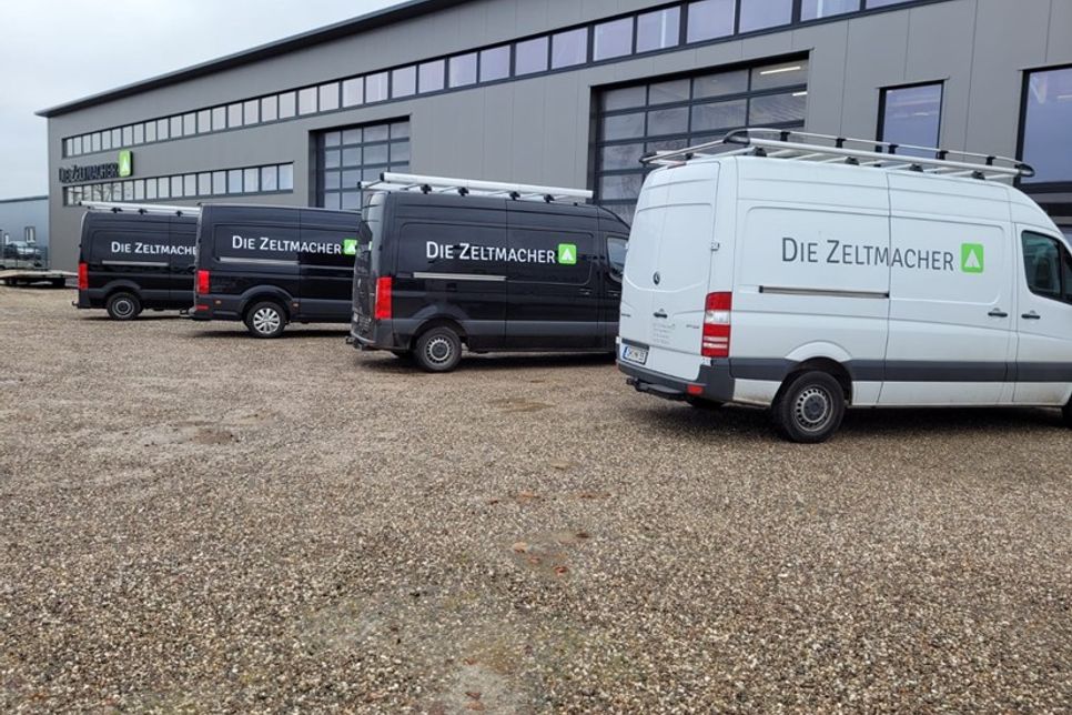 Gut aufgestellt: Das Team der Zeltmacher sorgt für maßgeschneiderte Wohn- und Urlaubsträume.