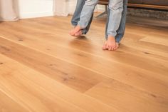 Ob Neubau oder Sanierung: Wer Wert auf ein stimmiges Gesamtbild, natürliche Materialien und nachhaltige Verarbeitung legt, findet im klassischen Parkett eine ebenso stilvolle wie zukunftsfähige Lösung.