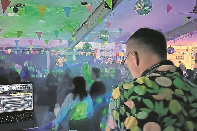 An jedem zweiten Samstag im Monat darf in Dahme wieder abgetanzt werden.