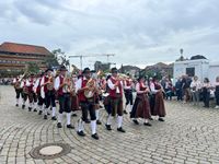 Die Harmoniemusik Wiggensbach aus dem Allgäu erfreute die Zuschauer des Festumzugs mit ihren Klängen.