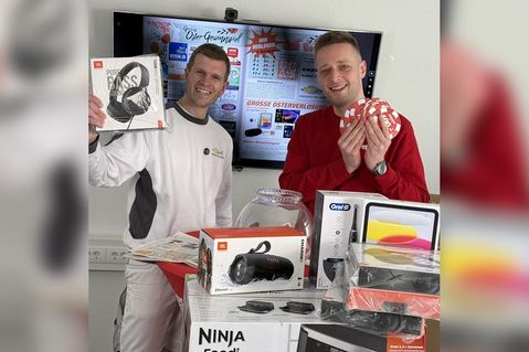 Premiere bei der Oster-Gewinnspiel Verlosung - Malermeister Alex Hansmann begleitete als erstes unterstützendes Unternehmen die Oster-Gewinnspiel Verlosung.