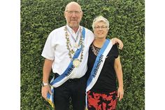 Marita und Michael Dietz sind das neue Aalkönigspaar 2019/20. Zur Seite steht ihnen übrigens die neue Aalprinzessin Ariane Seitz. (Foto: hfr)