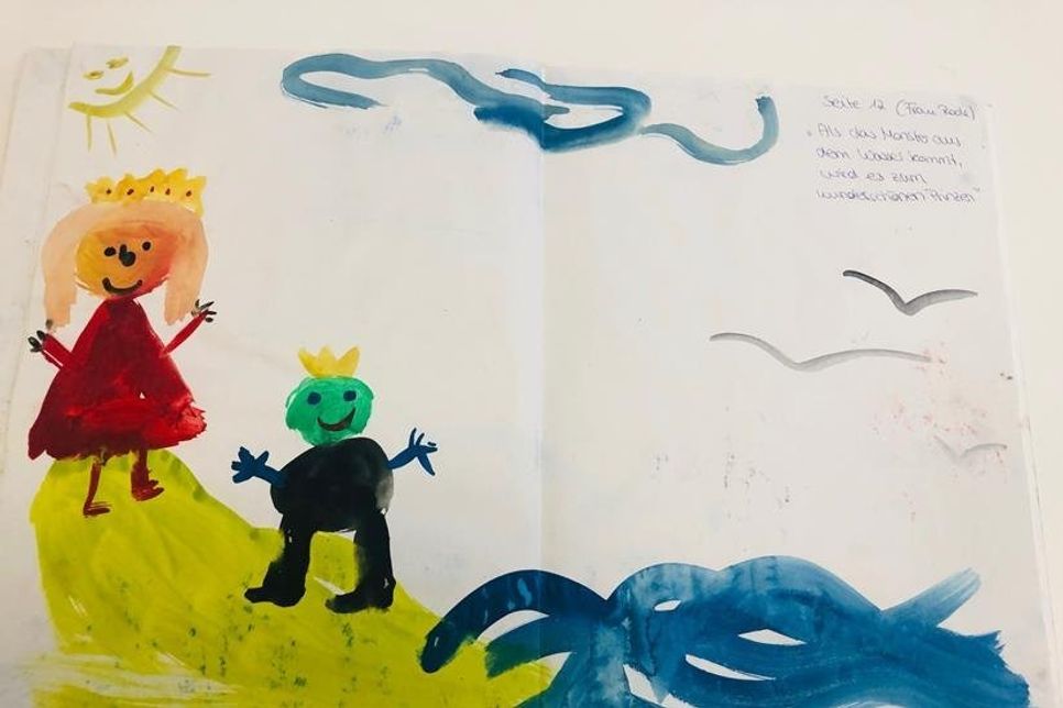 Im Innenteil haben alle Kinder geholfen.