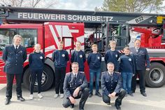 Ortswehrführer Sebastian Levgrün (hinten von links), der Jugendausschuss mit Hannah, Pius, Saifedin, Finley, Ben und Niclas sowie Gemeindewehrführer Markus Rabe, vorne von links: Jugendwart Marc Rollmann und sein Stellvertreter Bo Anderson.