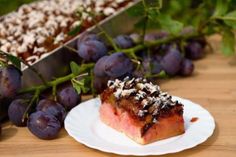 Leckerer Zwetschgenkuchen mit frischen Früchten.