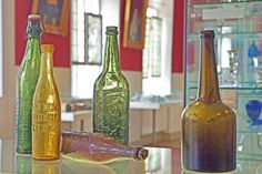 Transparenz, eine gelobte Eigenschaft, Glas ein geschätztes Material, heute allgegenwärtig, früher schwierig herzustellen, kostbar und edel.