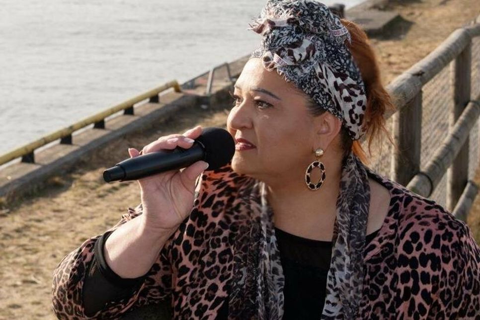 Open-Air-Konzert mit Yasmin Reese