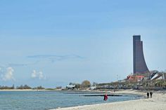 Am Marine-Ehrenmal in Laboe nagt der Zahn der Zeit. Der Deutsche Marinebund wirbt um Spenden, damit das Bauwerk vor dem Verfall gerettet werden kann.