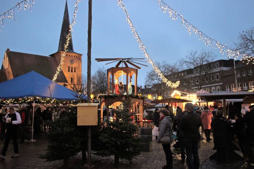 Der Meerchenwald im Lichterglanz.